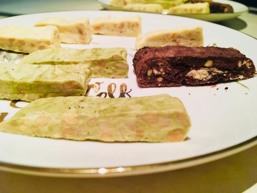 缤纷牛轧糖