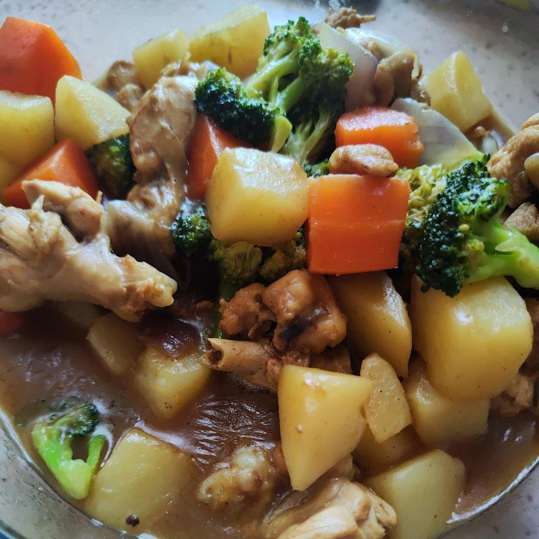 咖喱土豆鸡块