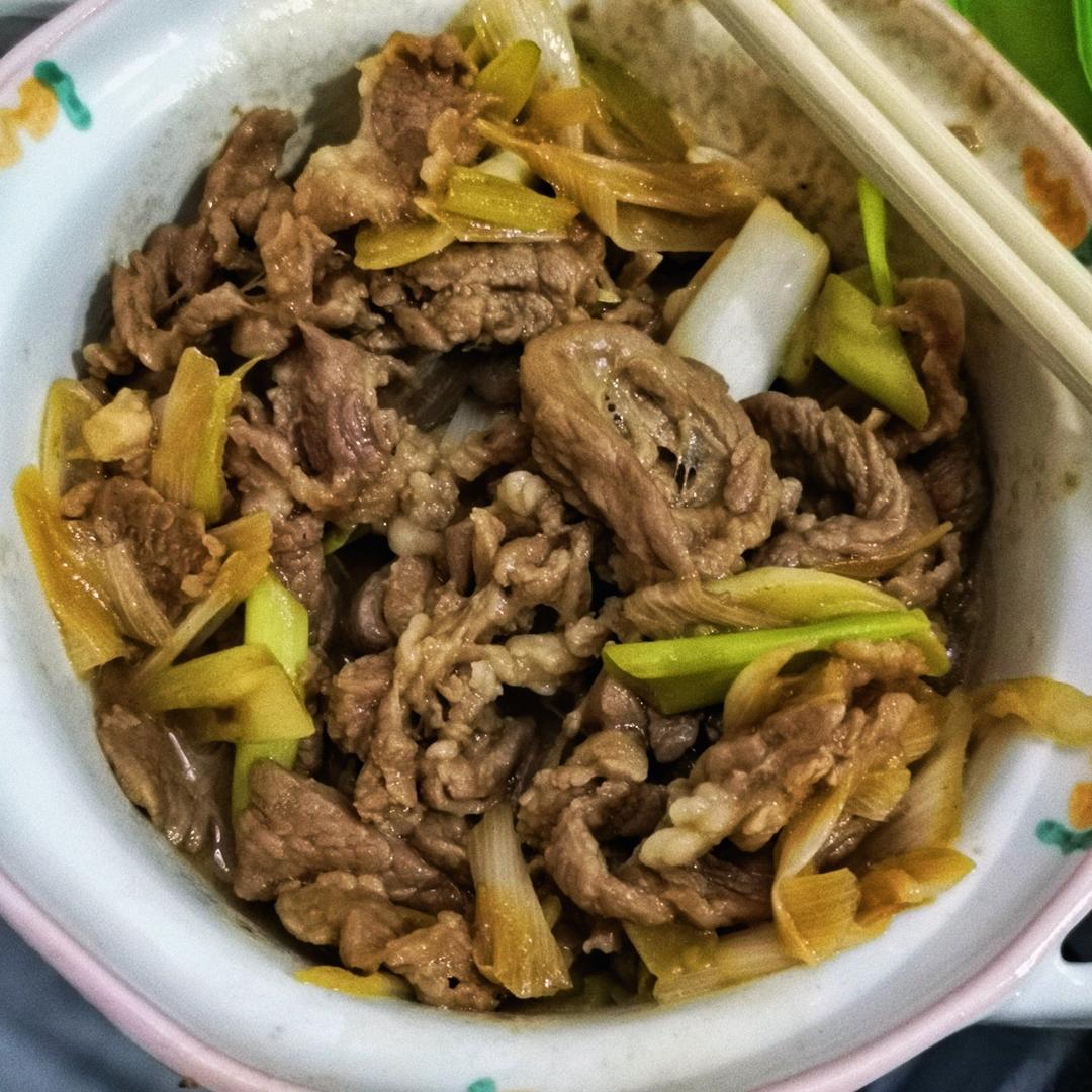 【嗷呜】老北京葱爆羊肉