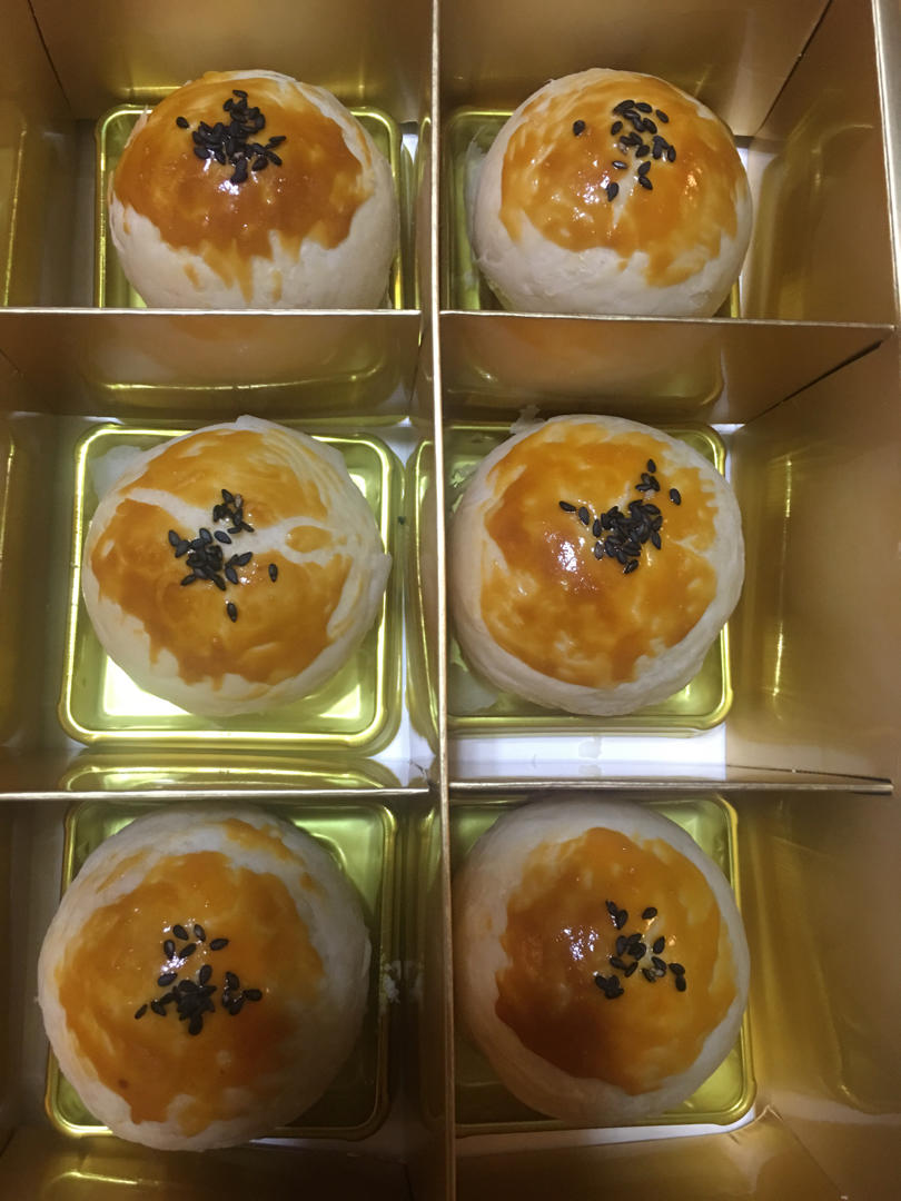 蛋黄酥