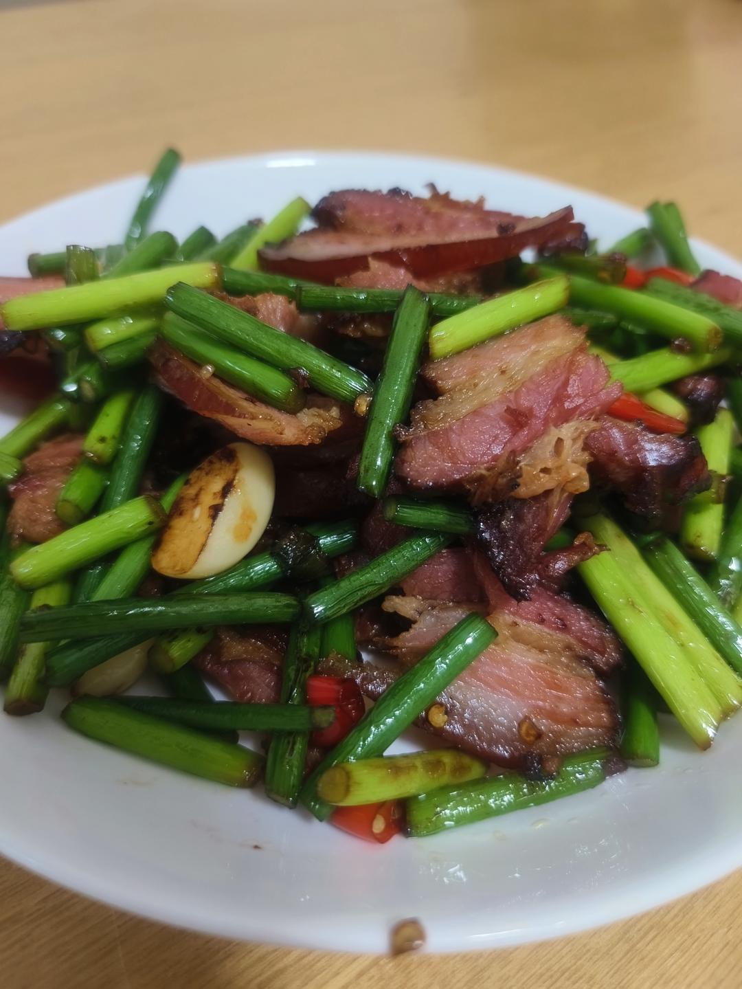 蒜苗炒腊肉