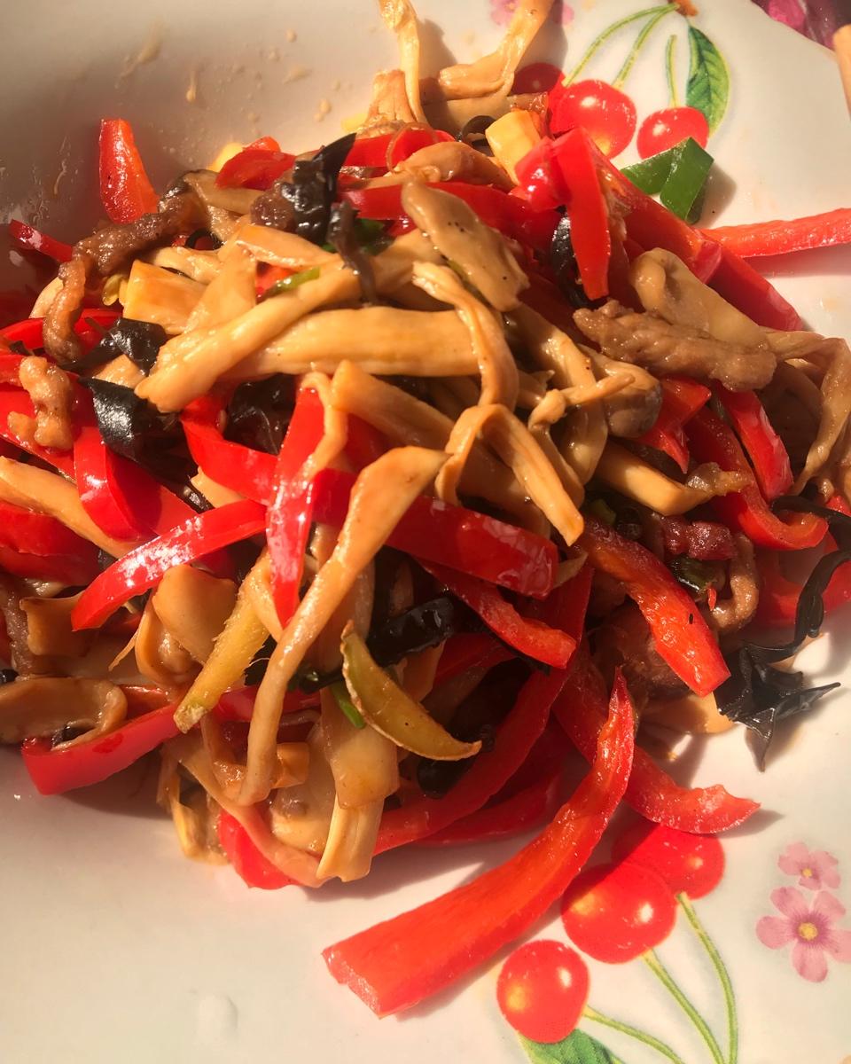 手撕杏鲍菇炒肉