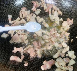 应季家常豌豆炒肉～拌饭绝绝子的做法 步骤3