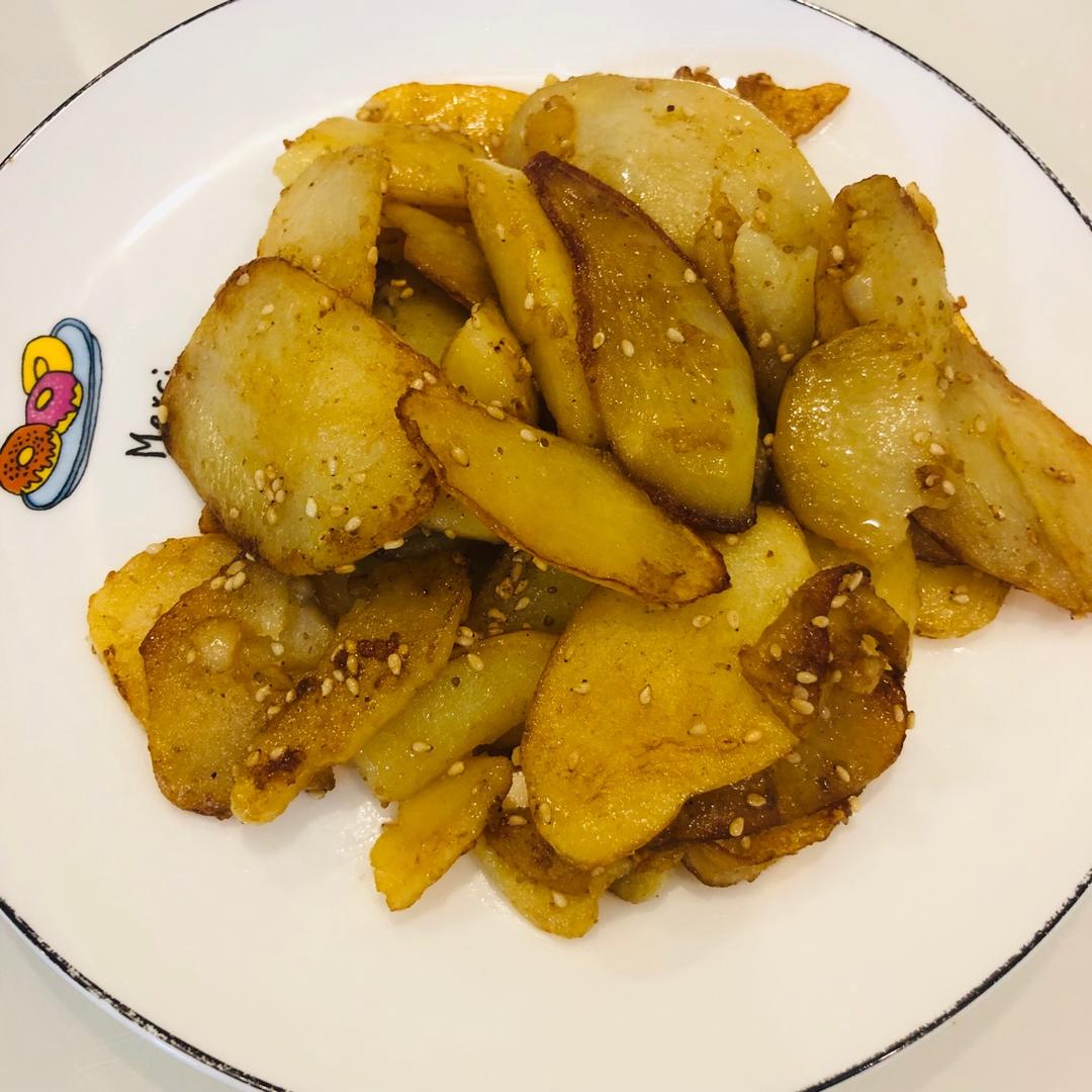 边吃边流泪的「孜然土豆片」