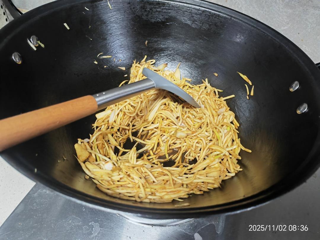 素炒水笋（茭白）