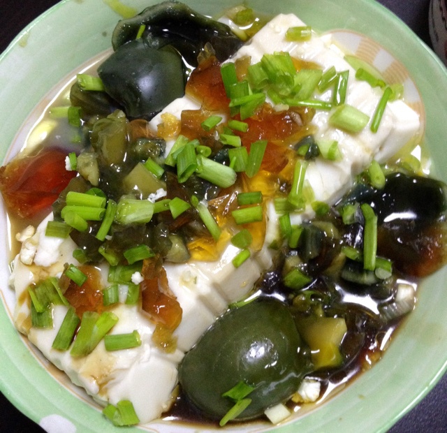 皮蛋豆腐