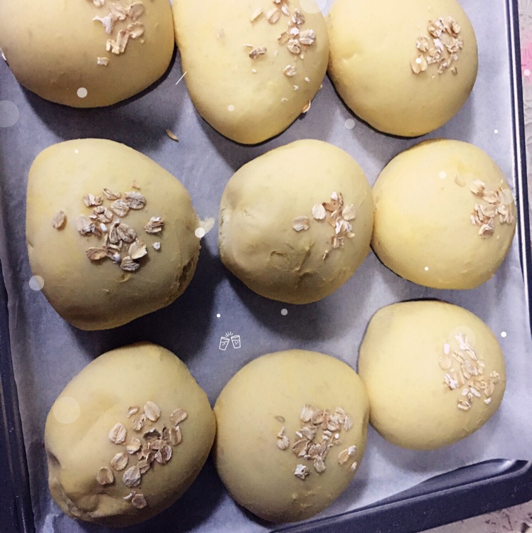 粗粮来做包 鲜奶玉米餐包