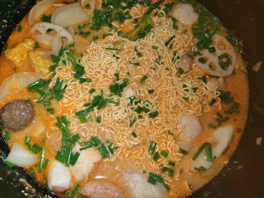 家庭版牛奶麻辣烫，味道绝对不输某亮，某国福。