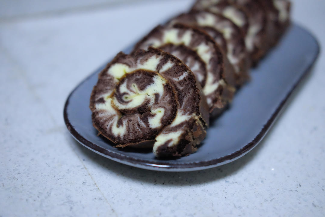 可可旋风蛋糕卷