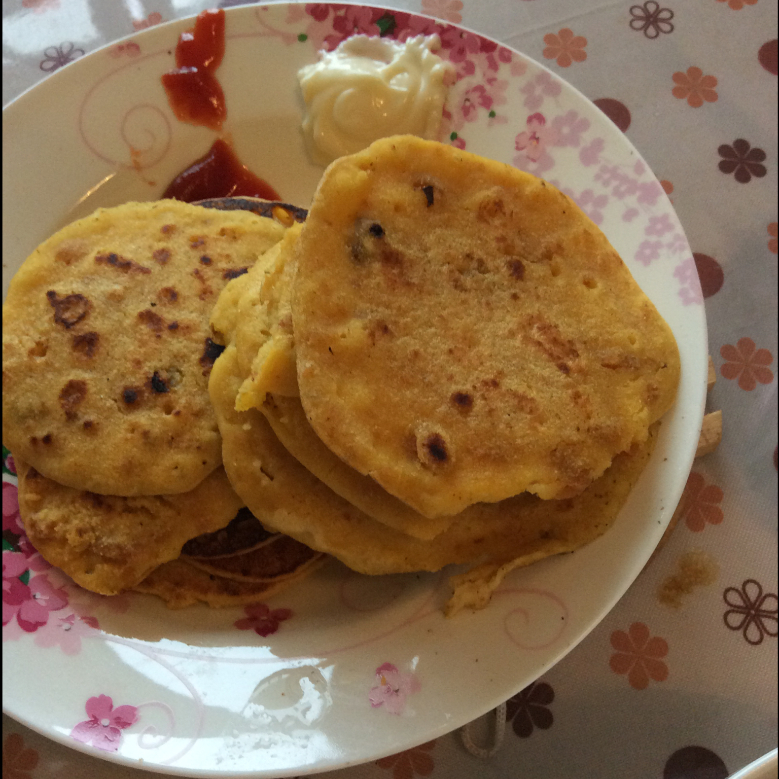 鸡蛋奶香玉米饼