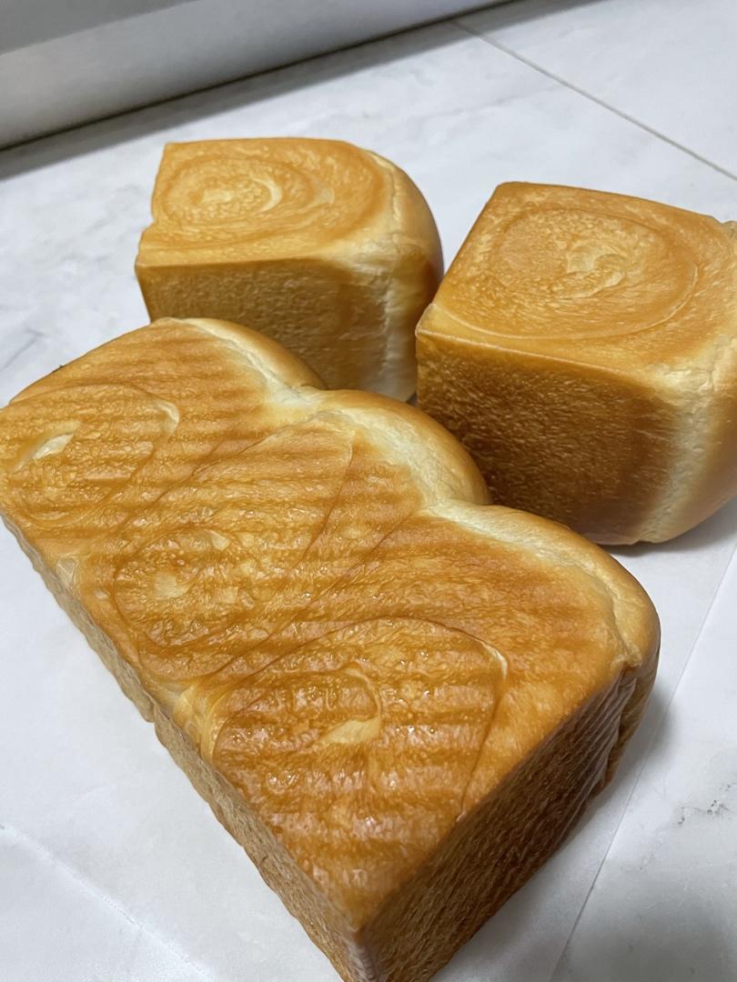 超柔牛奶棉花吐司（最详细的吐司食谱）