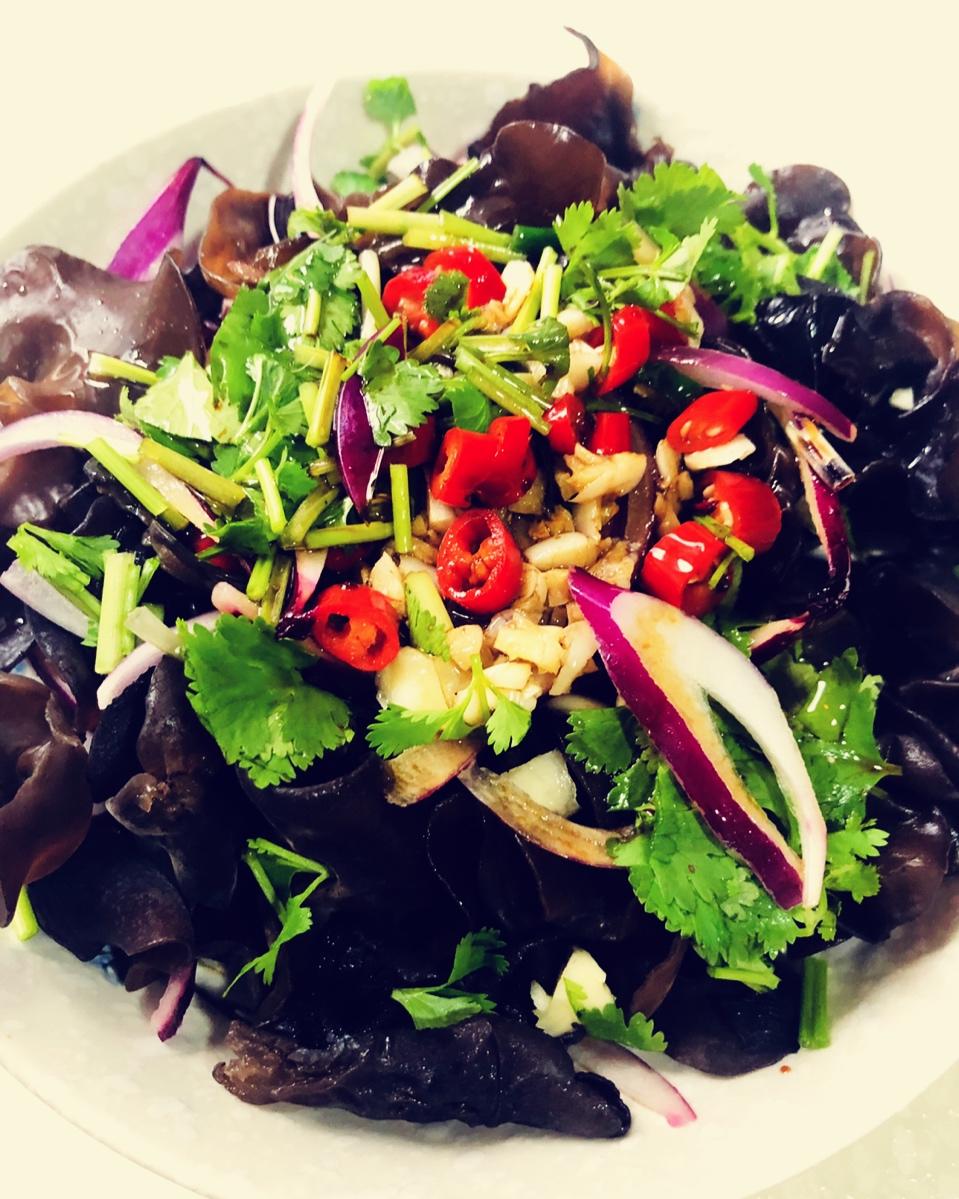 鲍鲍妹做的凉拌洋葱木耳–通血管开胃快手凉菜