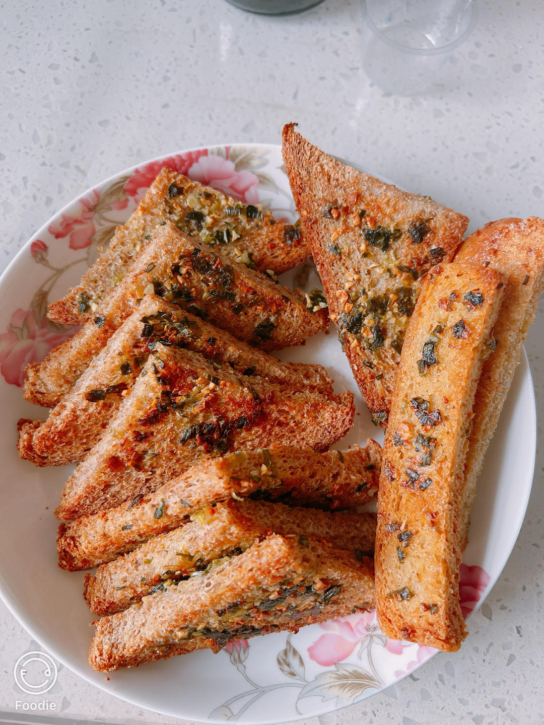 蒜香黄油烤吐司