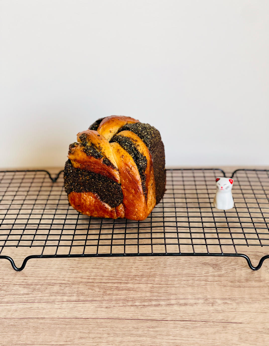 料多多系列--黑芝麻奶酥小吐司