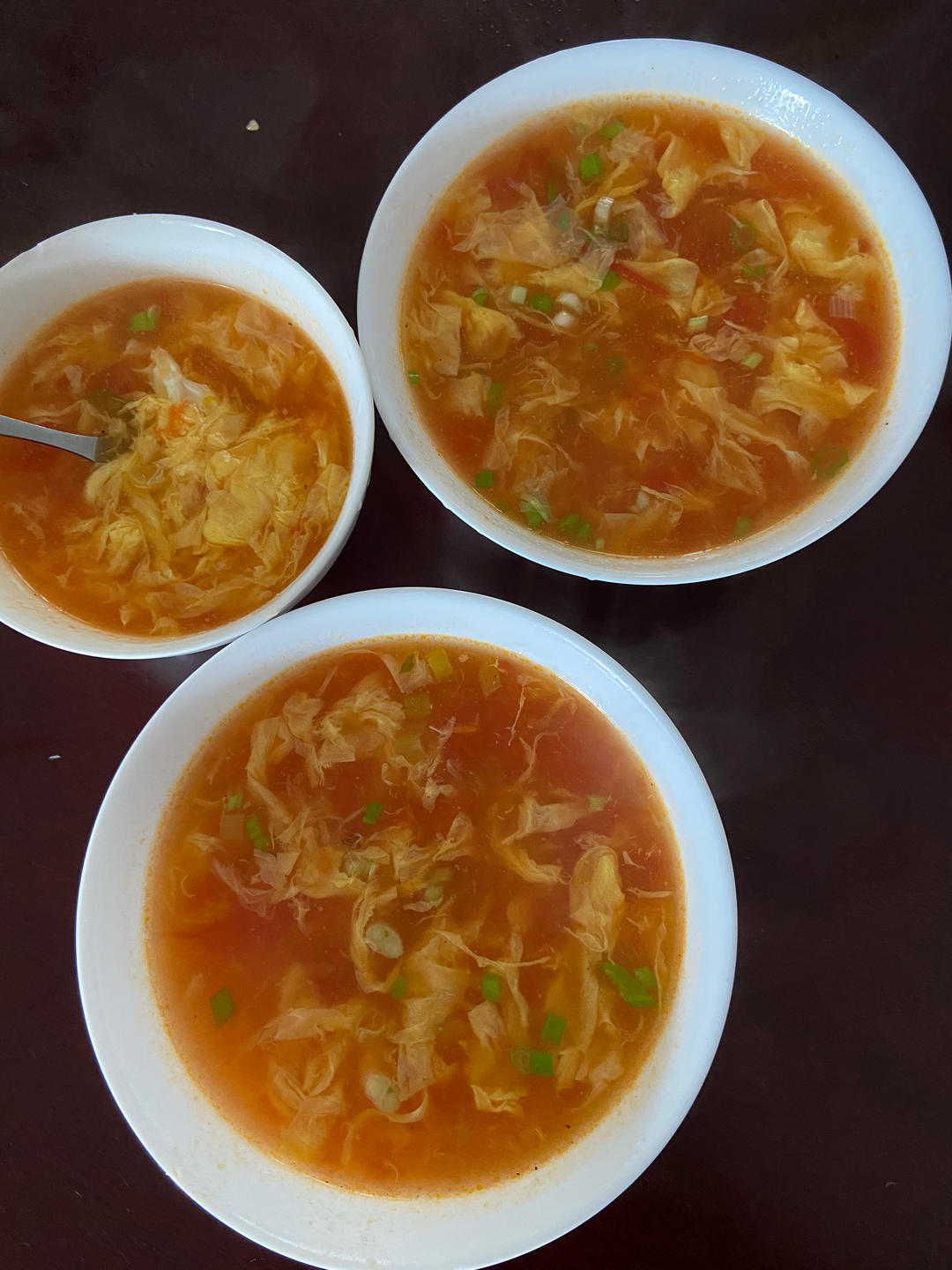 【跟我做不会错】简单又好喝的西红柿鸡蛋汤，家常又营养哦