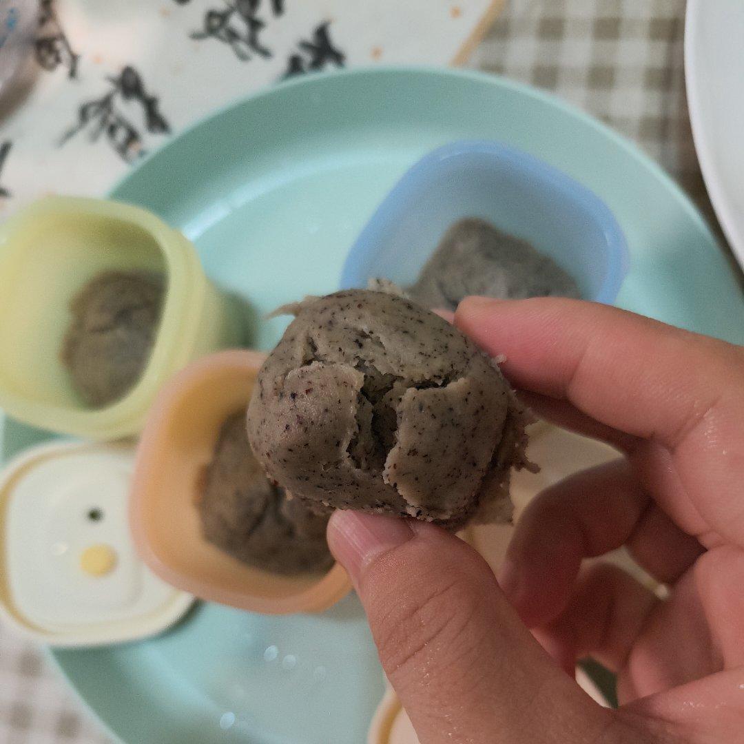 宝宝辅食:苹果红枣蒸糕