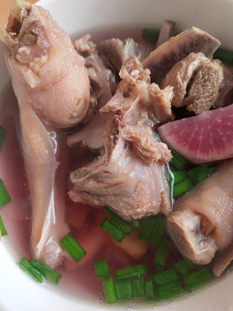 川味酸萝卜海带老鸭汤