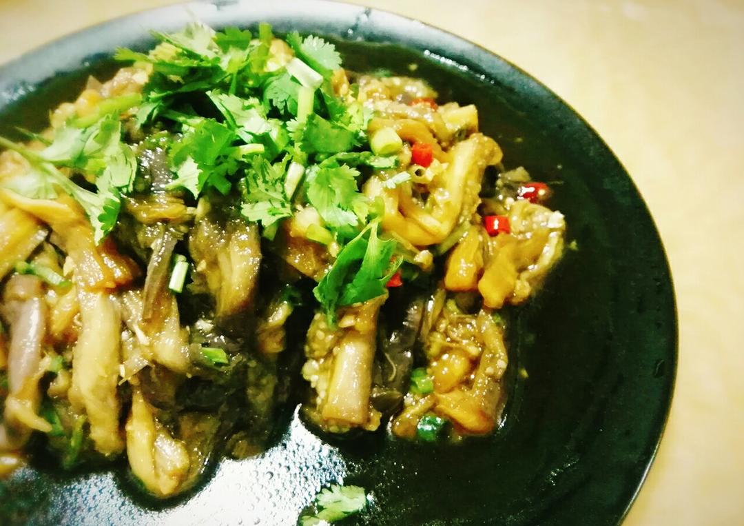 蒜泥手撕茄子