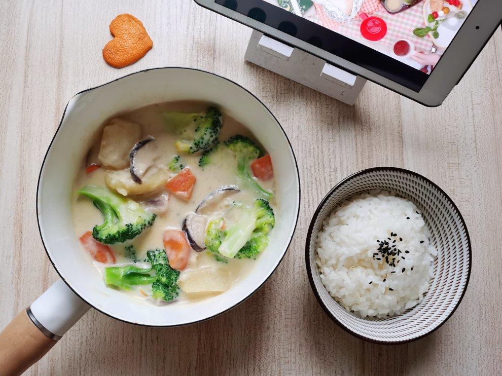 奶油炖菜--深夜食堂