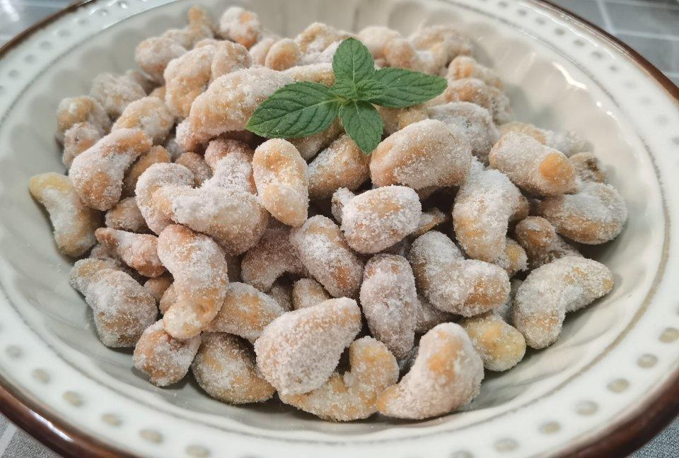 美丽心情psd做的挂霜油炸腰果