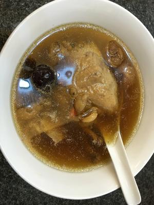 金猫咪食堂-滋补乳鸽汤的做法 步骤8