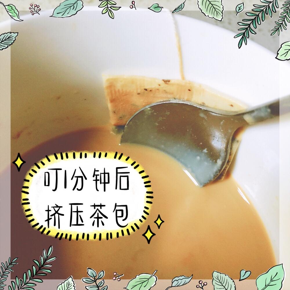 微波炉焦糖奶茶的做法 步骤3