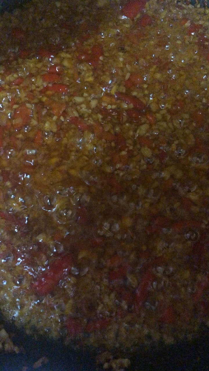 【黑暗料理别学】万能黄金比例蒜蓉酱【蒸烤生蚝，海鲜，茄子，蒜蓉小龙虾基础酱料……】