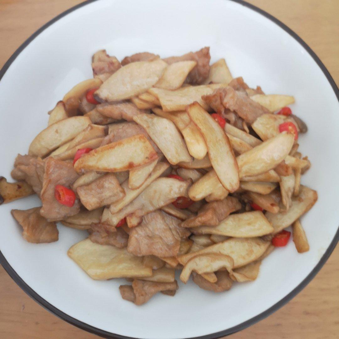 超级下饭的杏鲍菇炒肉