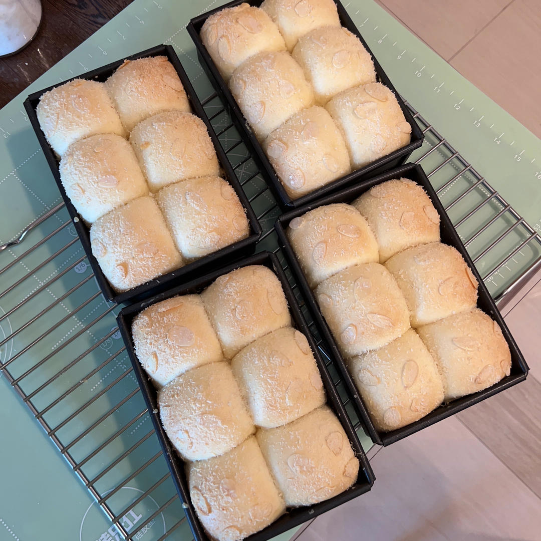 淡奶油软面包