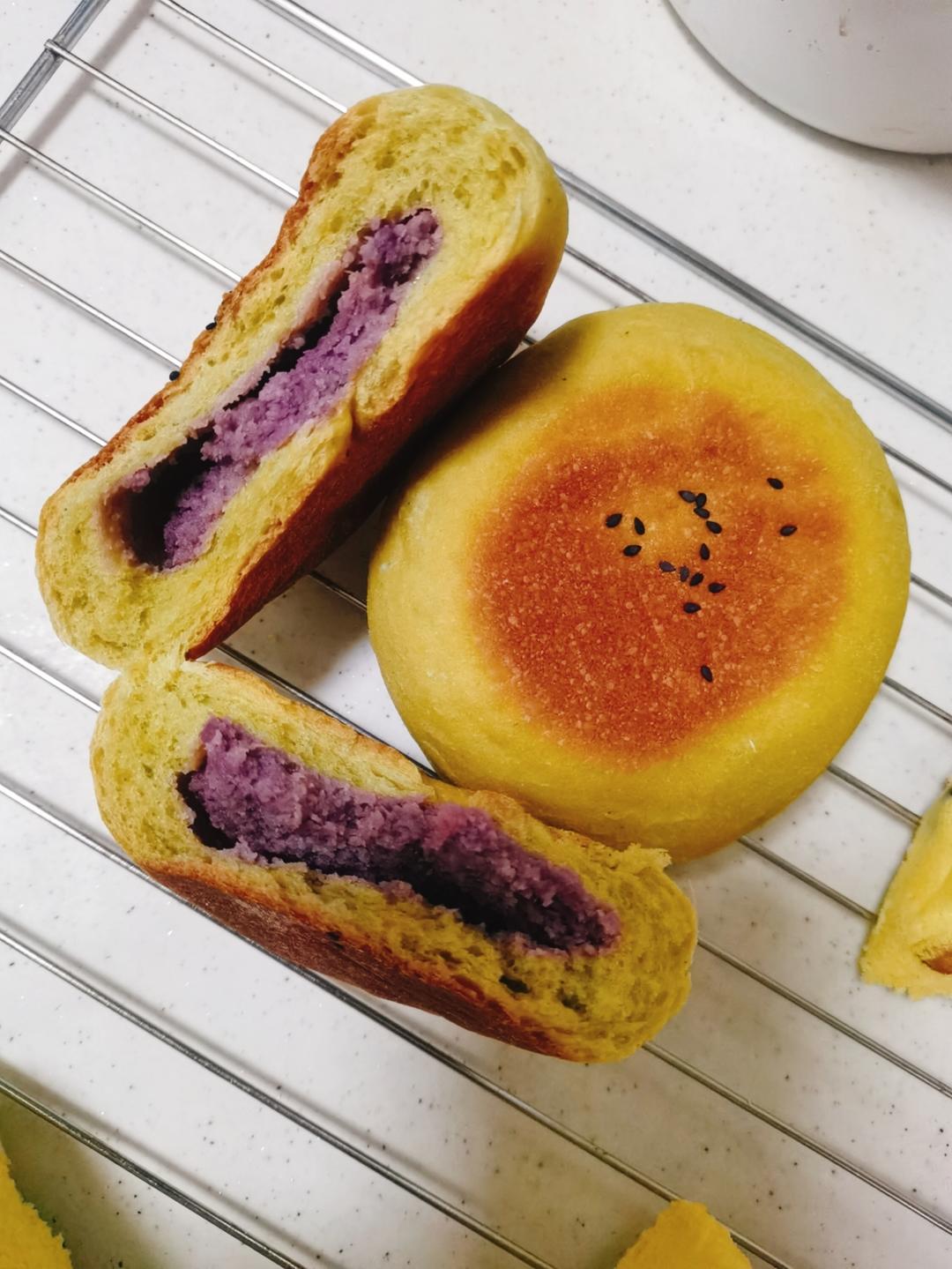 春季限定艾草芋泥日式面包