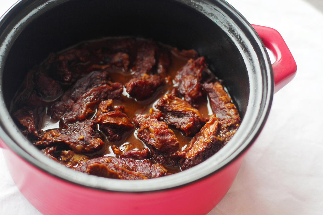 最简单下饭的红烧牛肉，牛腩牛肋条牛上脑做出来都爆香，太好吃了！