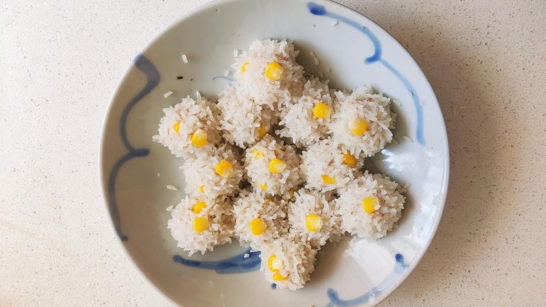 蒸糯米丸子
