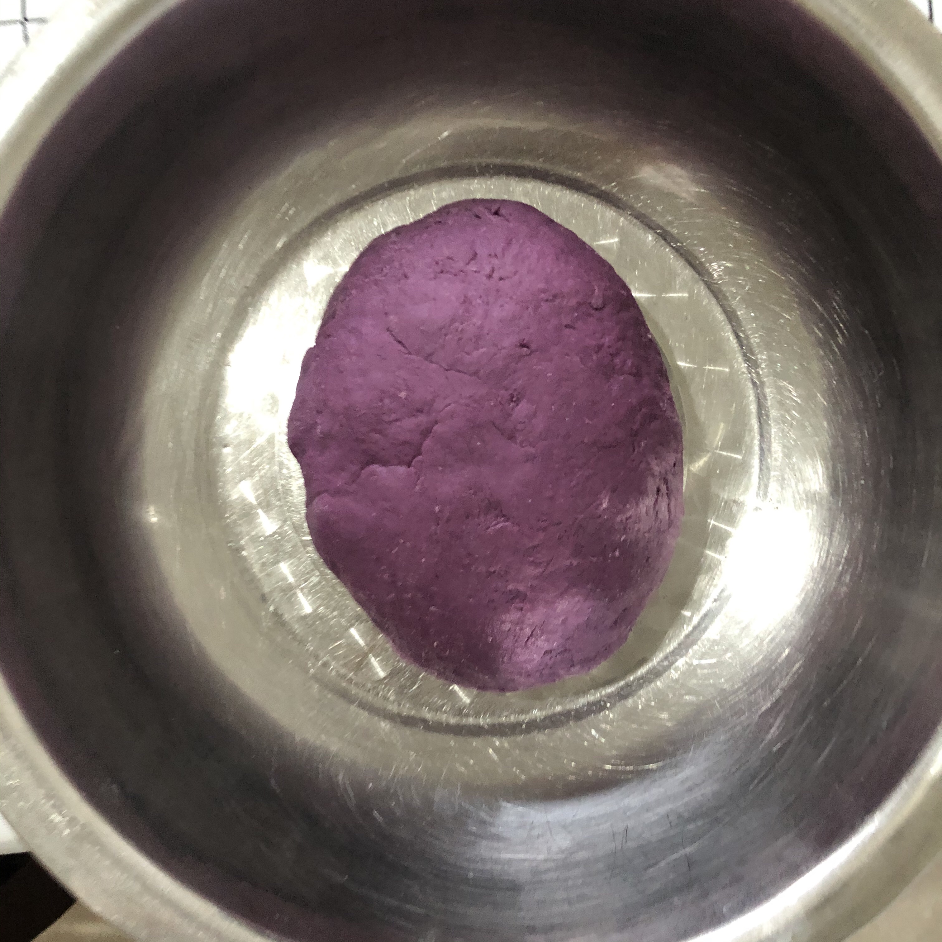 ✨奶香紫薯奶黄包🥯的做法 步骤1