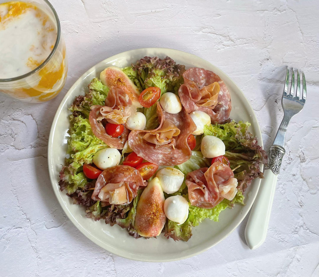 帕尔玛火腿奶酪蔬菜沙拉