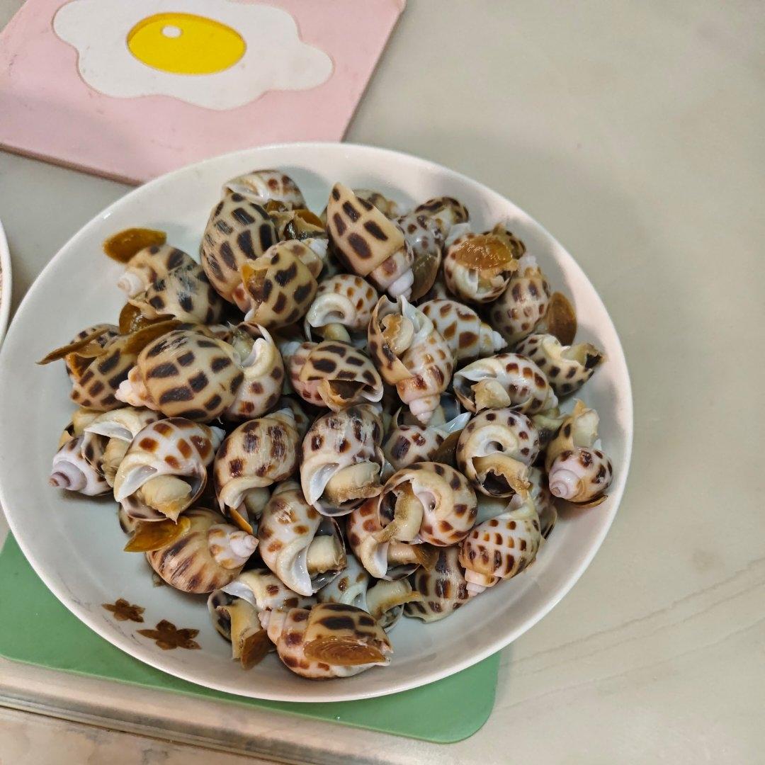 白灼花螺