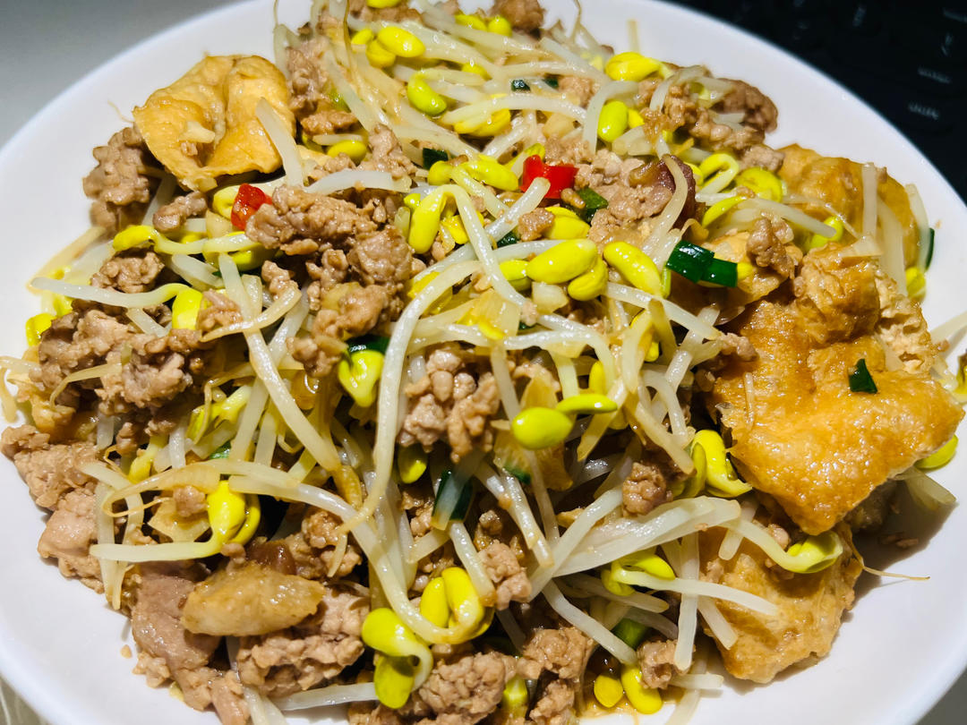 【大豆芽炒肉松】这样炒猪肉，能吃得不剩一滴油！