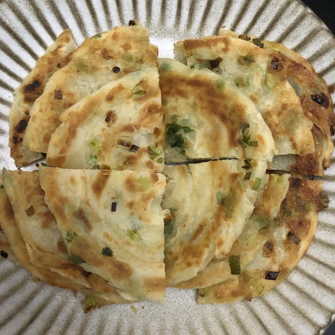 葱油饼（附外酥里嫩的技巧）