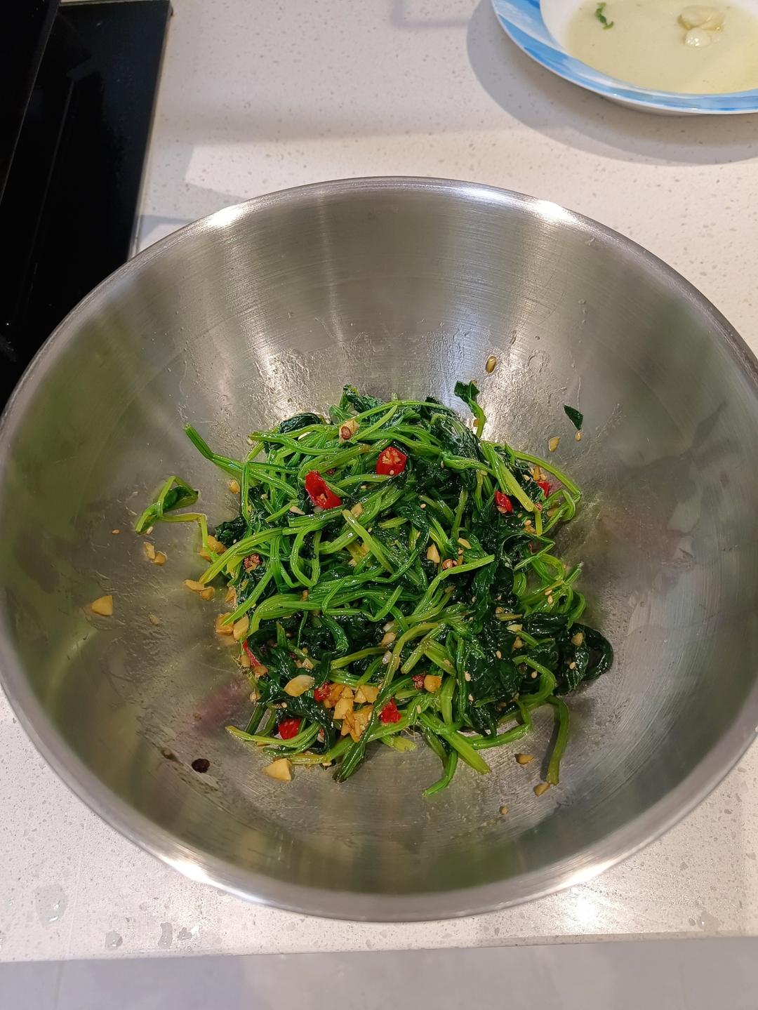 清爽开胃凉菜｜凉拌菠菜木耳