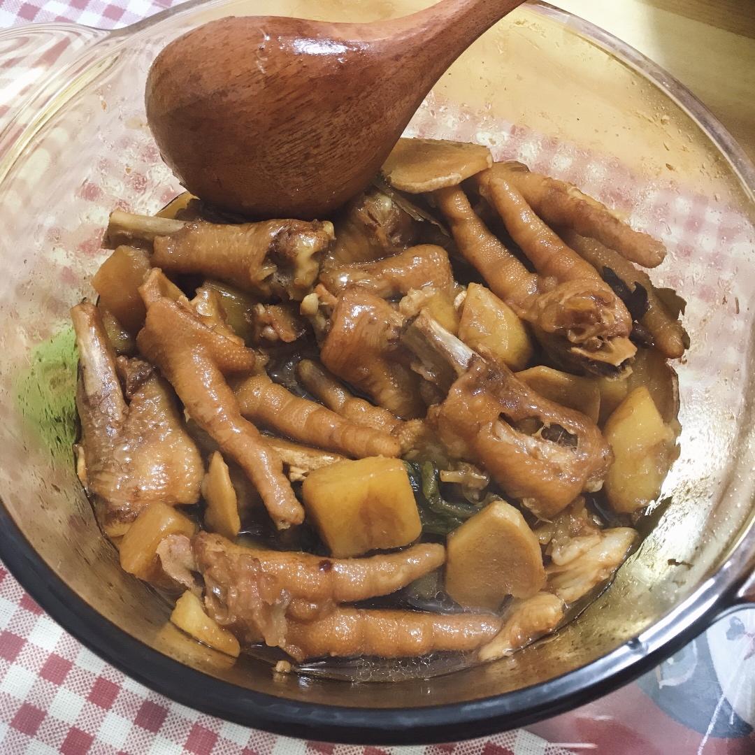 超入味的鸡爪煲，吃过就忘不了