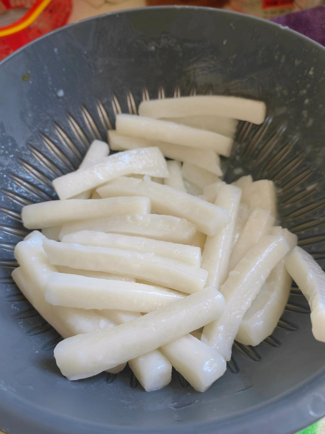 ㊙️脆皮炸年糕，附赠万能的炸串酱料‼️