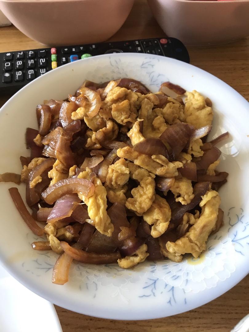 简单又好吃的洋葱炒鸡蛋