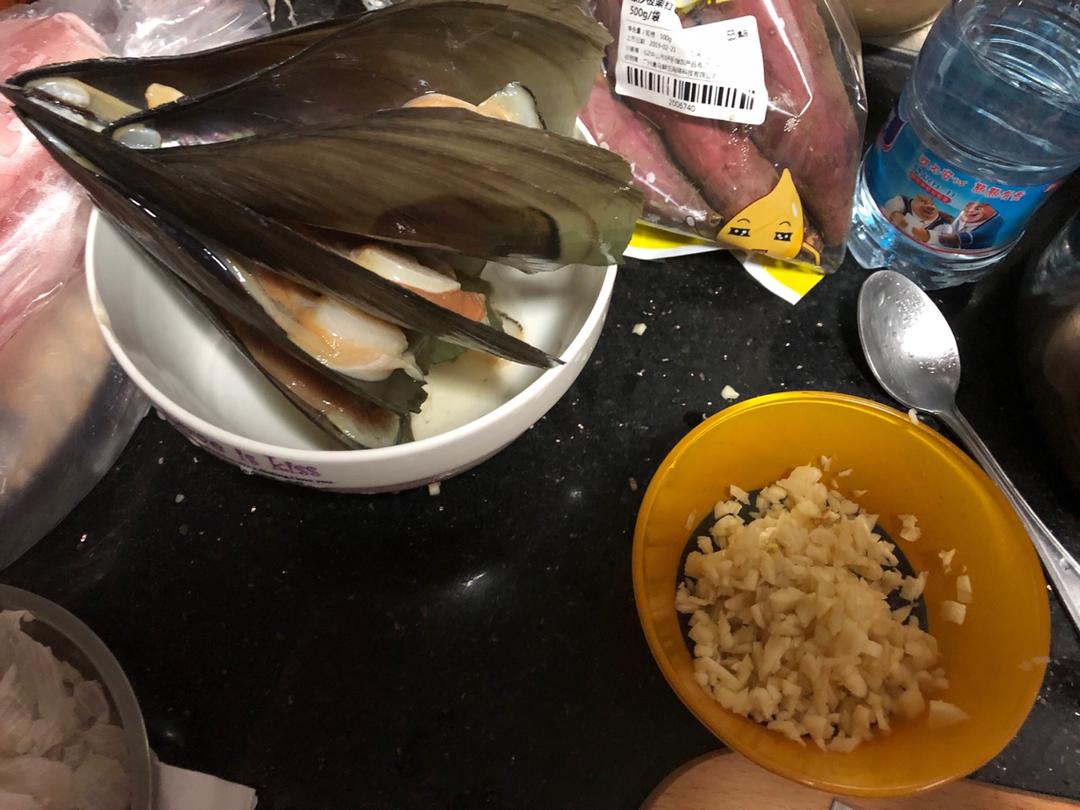 金银蒜蓉蒸带子