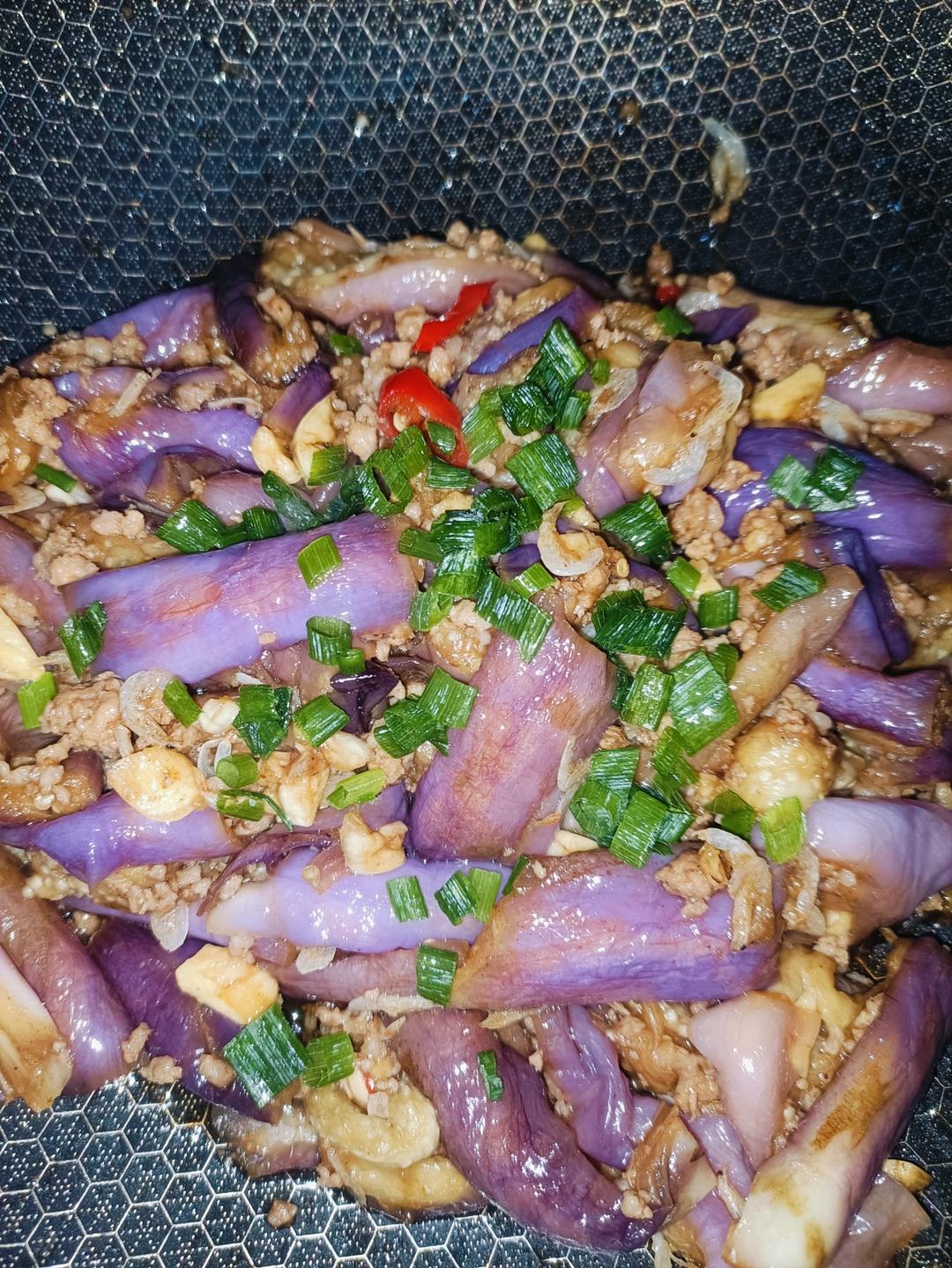 肉沫茄子（非油炸健康版）文末另附万能鱼香汁配方。