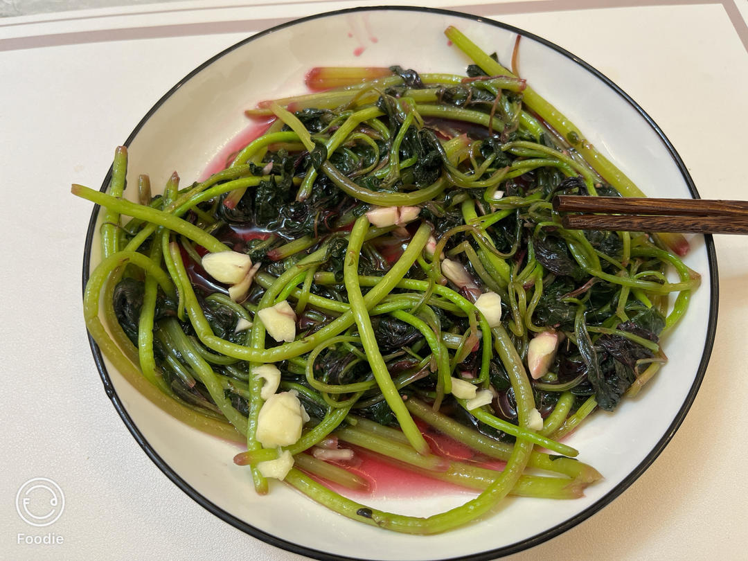 清炒红苋菜（简单菜也有窍门，一看就明白）
