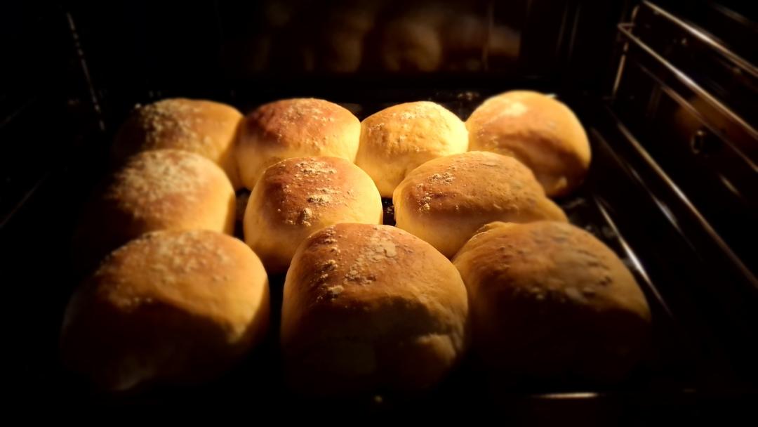 软到不知所措的牛奶卷