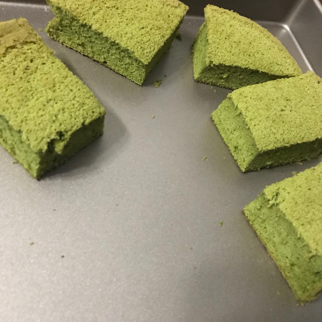 抹茶戚风蛋糕