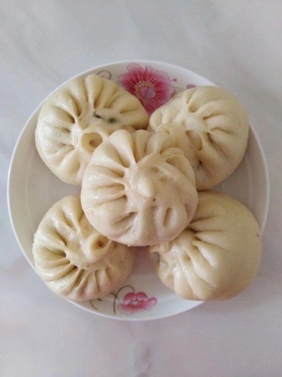 芹菜猪肉包子详细做法