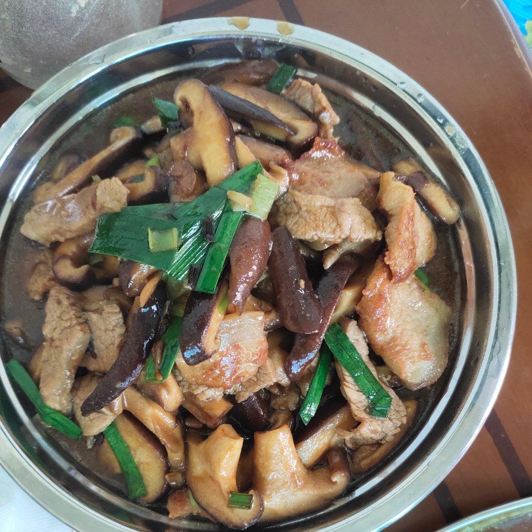 香菇炒肉