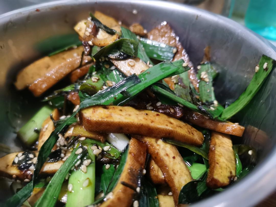 一吃就停不下来的～麻辣香干😋