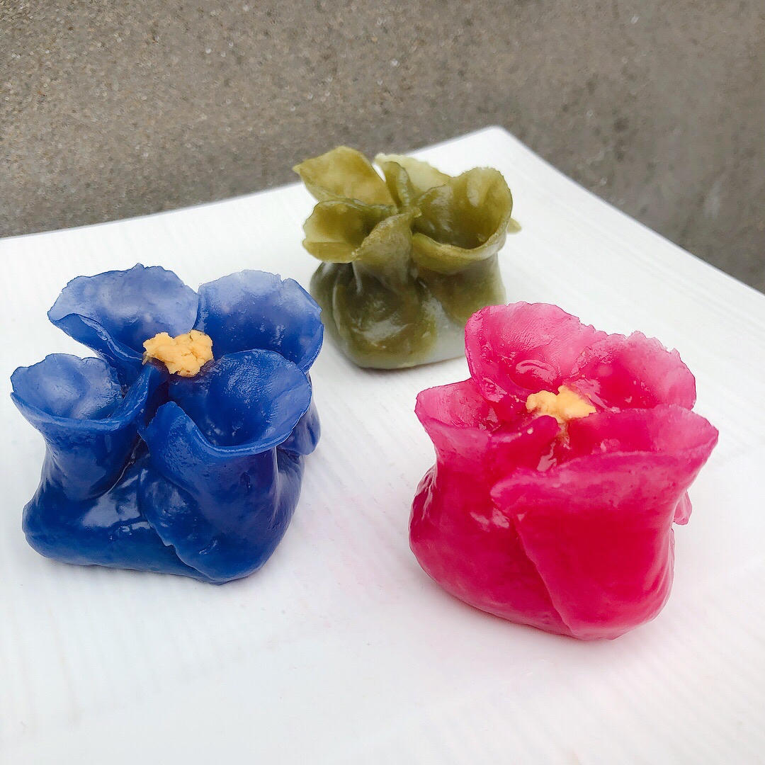 水晶玫瑰花蒸饺